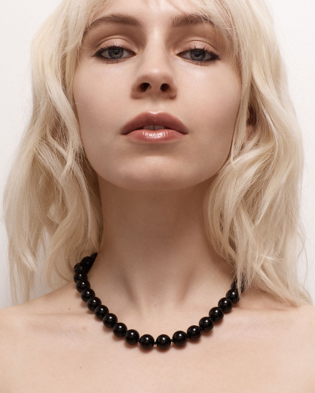 Angelo Necklace - Black - Honeybloom