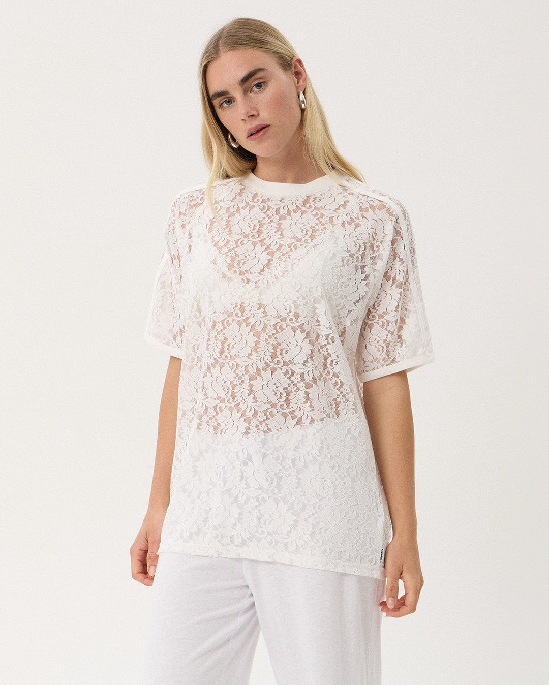 Angela - Recycled Lace Oversized Raglan Tee - White - Afends