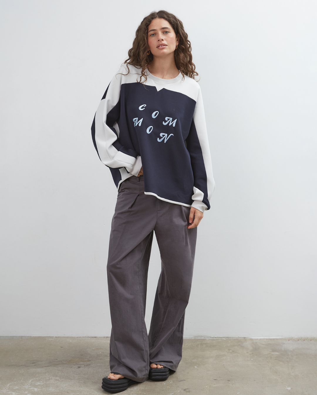 Common Sweatshirt - Navy/Sky - Commonplace Essentials