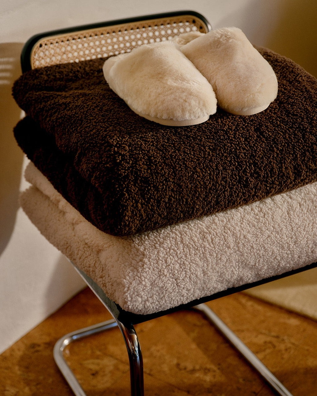 Sheepskin Slippers - Cream - Hommey