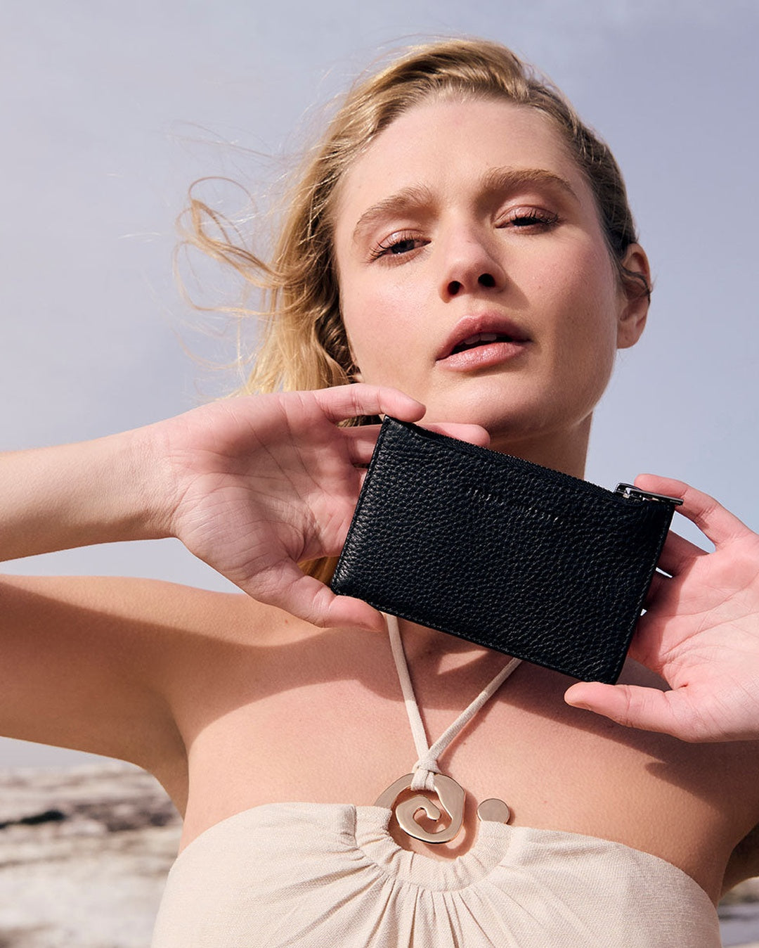Avoiding Things Wallet - Black - Status Anxiety