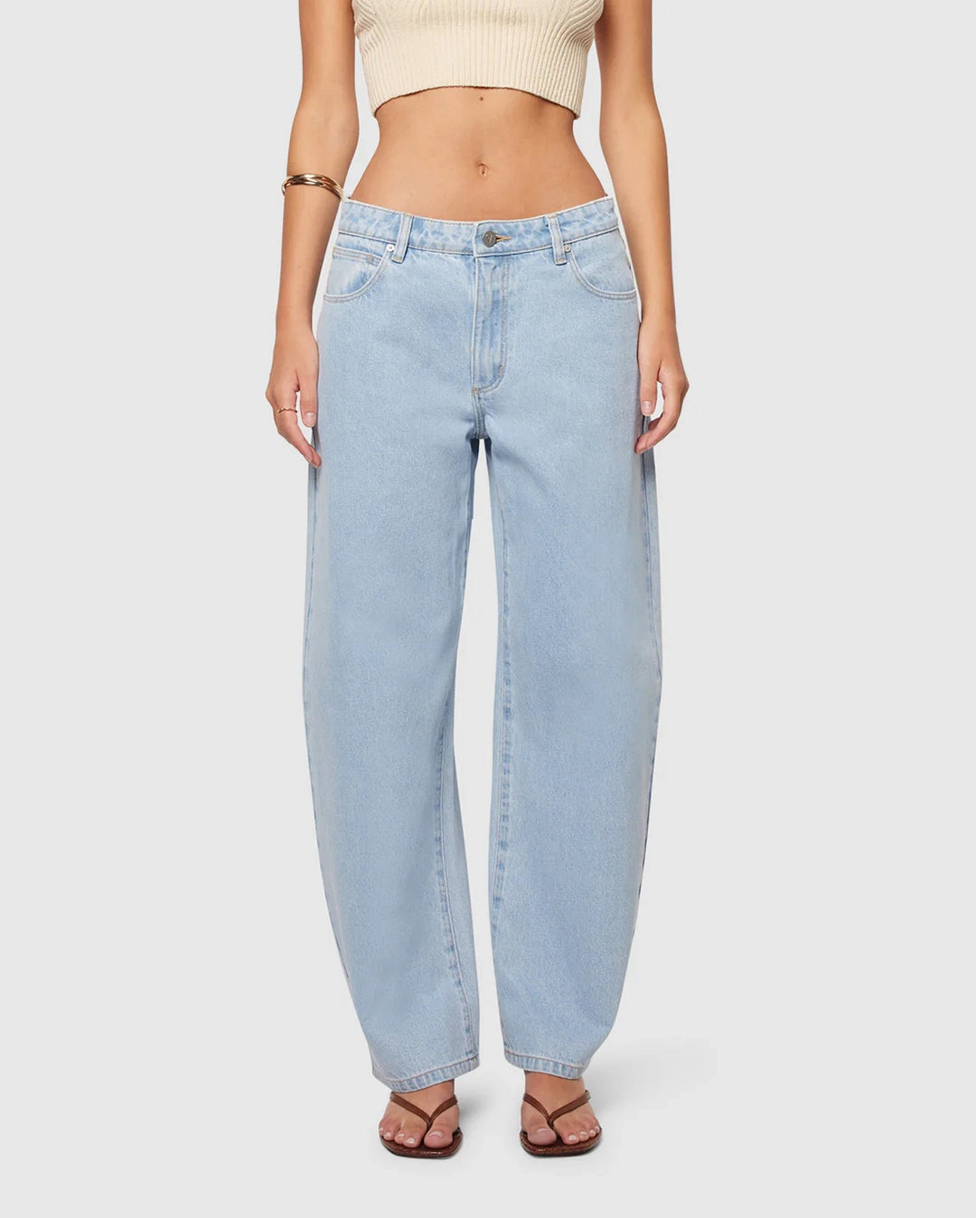 95 Kendall Barrell Denim Jeans Light Vintage Blue