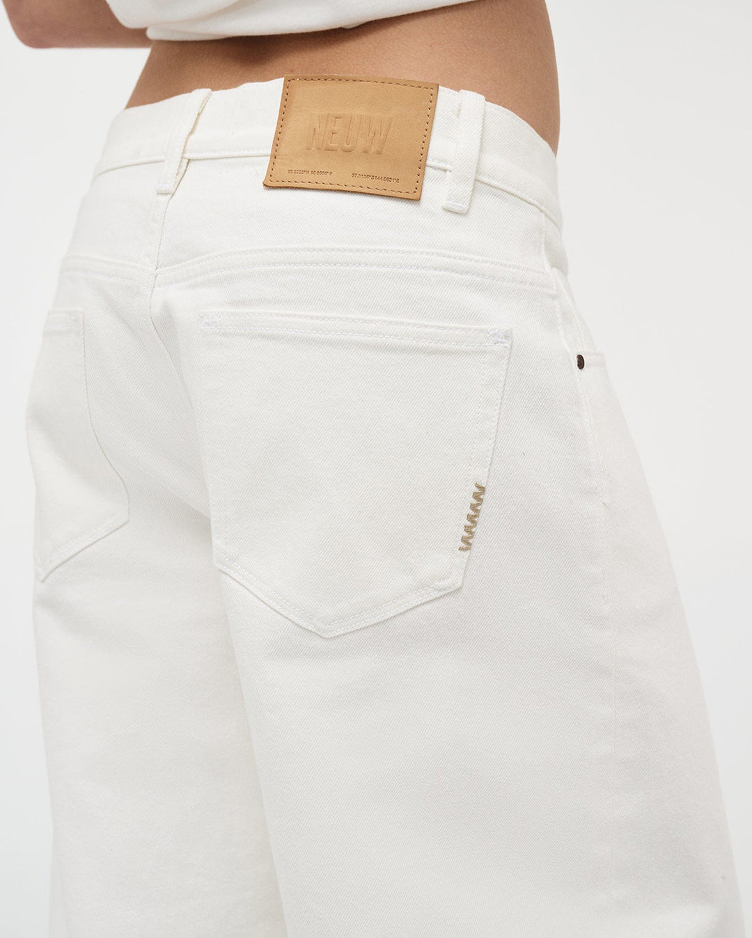 Nancy White Barrel Jeans - White
