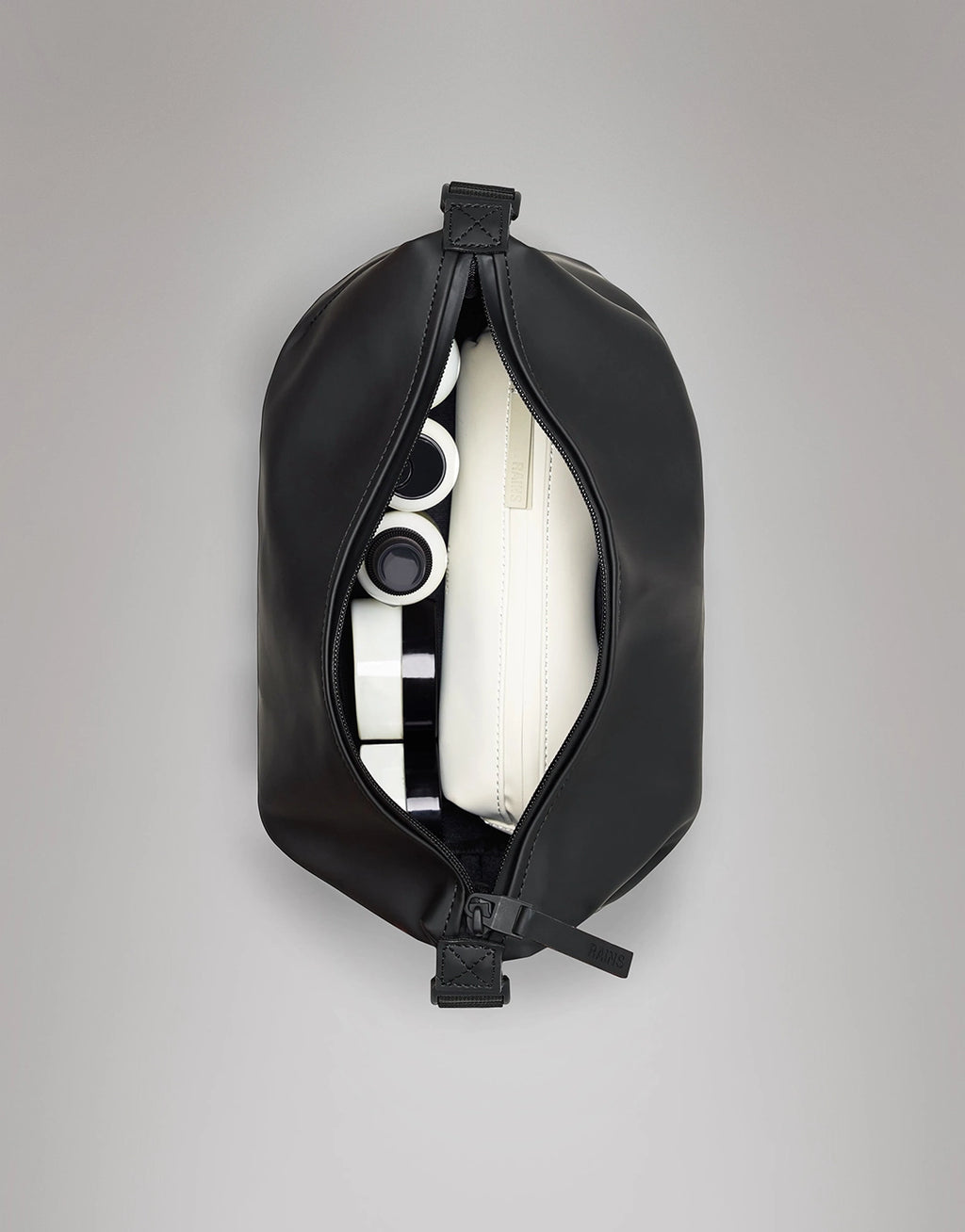 Hilo Wash Bag W3 - Depth
