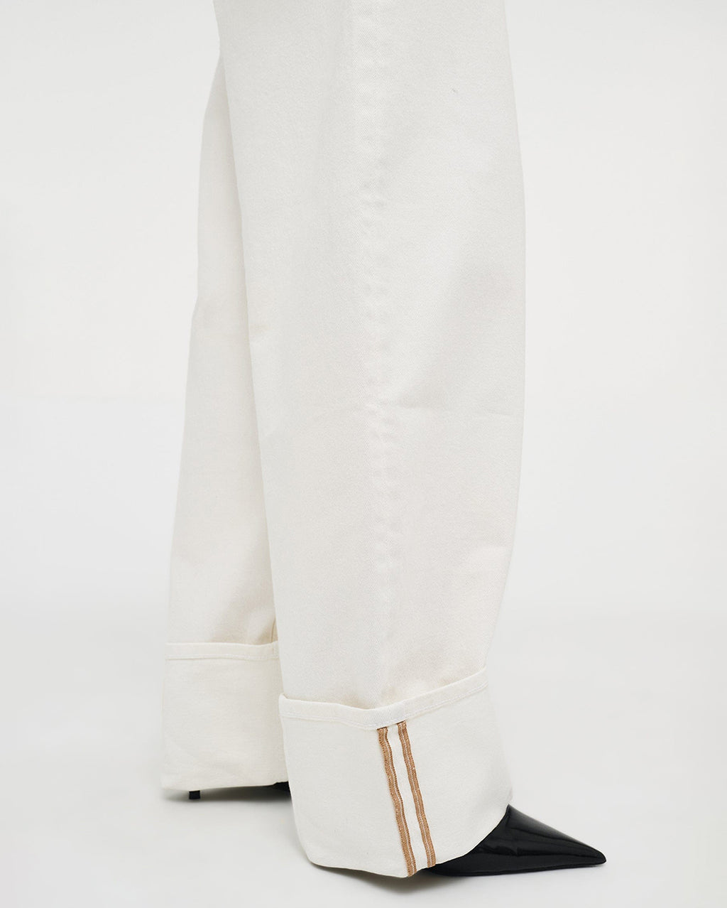 Nancy White Barrel Jeans - White