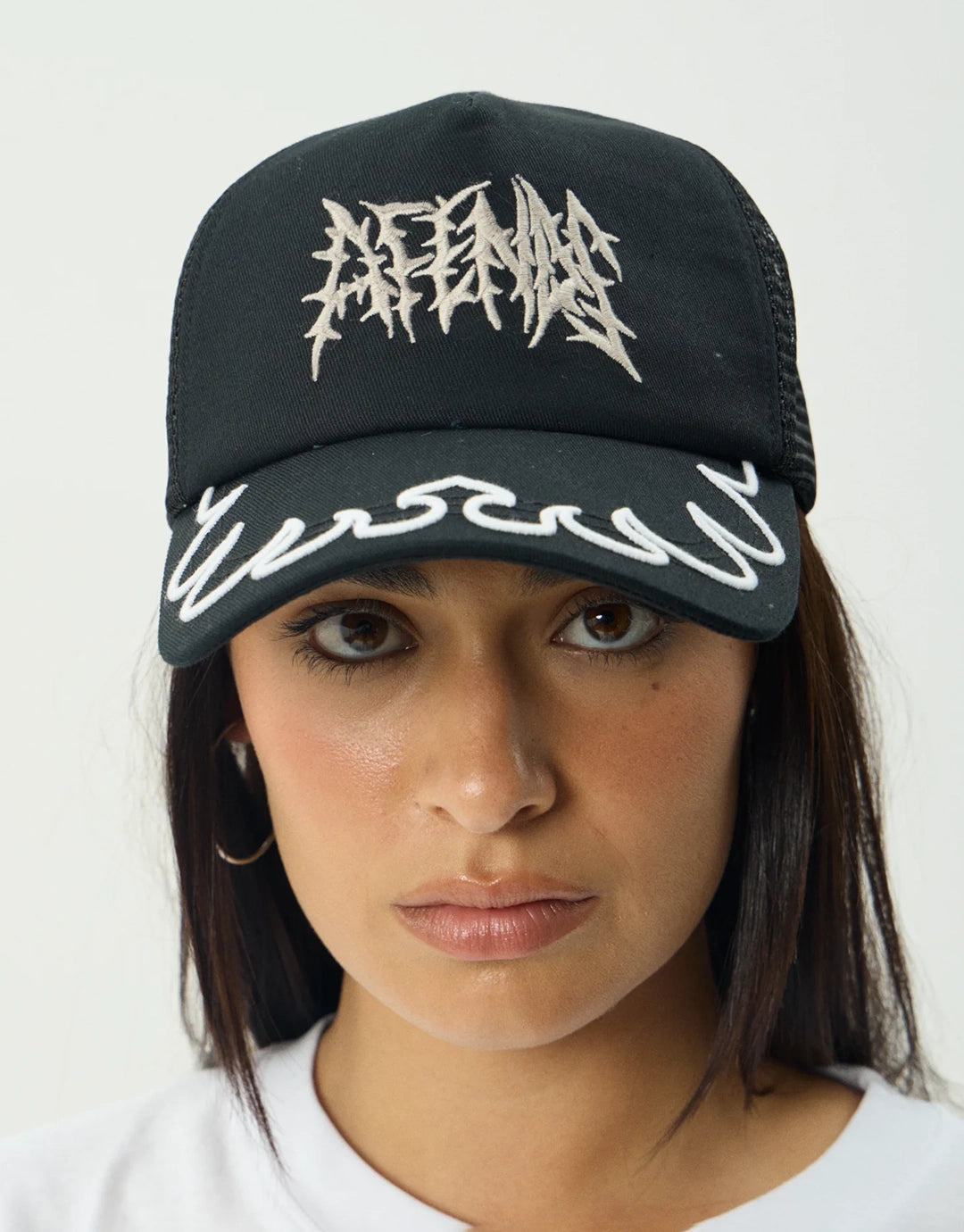 Rising Trucker Cap - Black