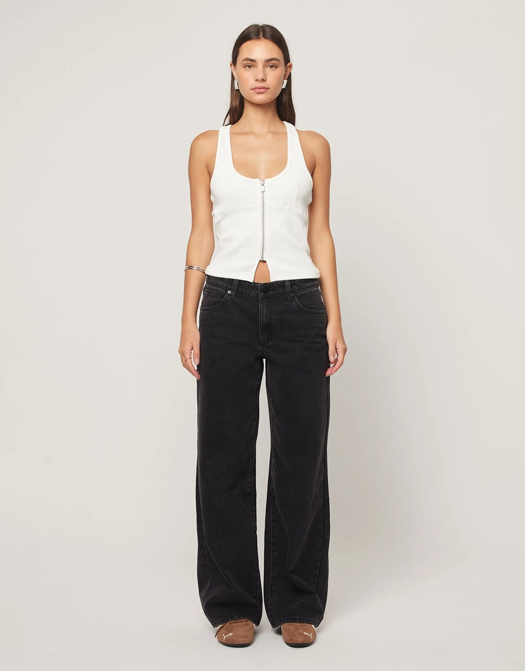 99 Heidi Low Baggy Jeans - Washed Black