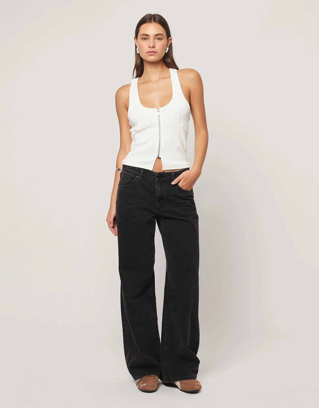 99 Heidi Low Baggy Jeans - Washed Black