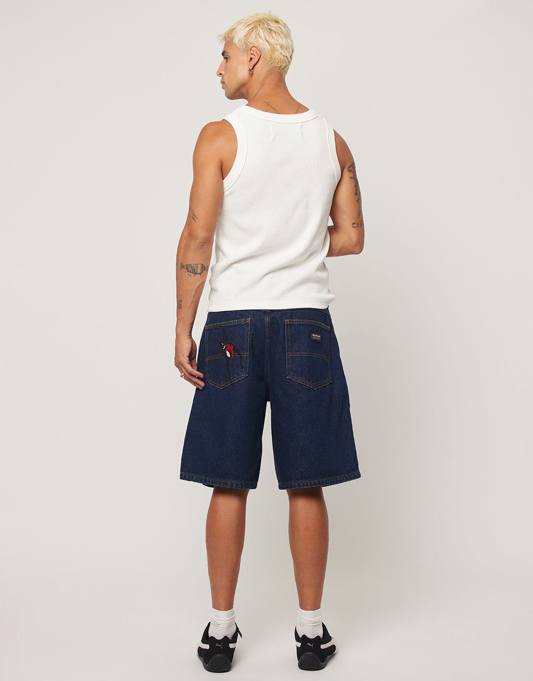 A5 Miles Embroidered Baggy Denim Shorts - Miles