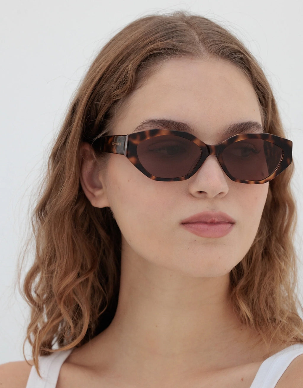 Eliana Sunglasses - Tort