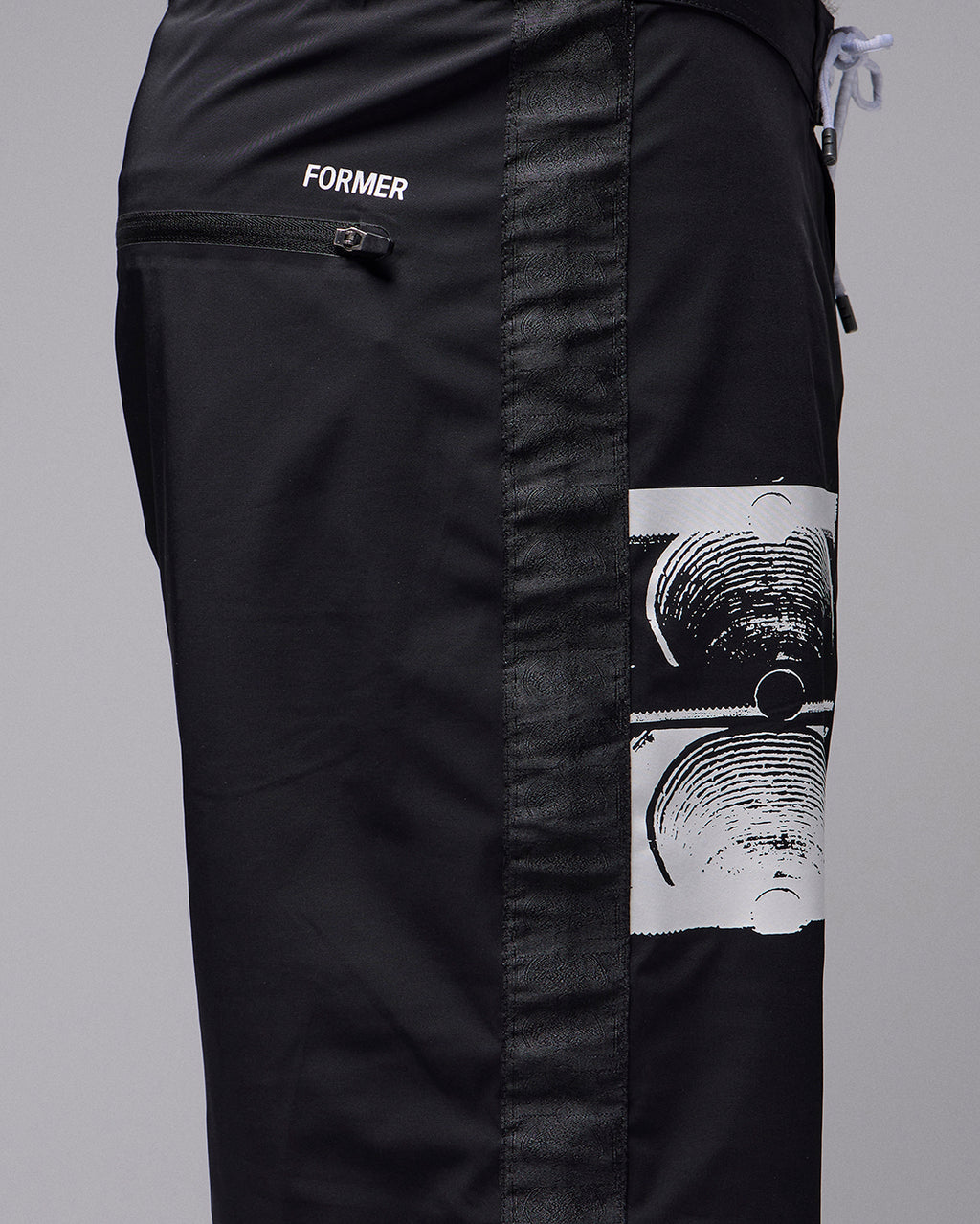 Militant 18.5" Shorts - Black