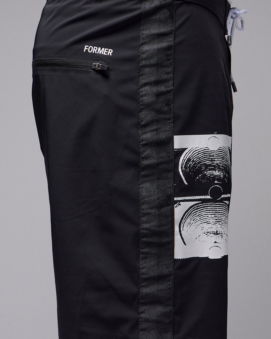 Militant 18.5" Shorts - Black