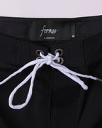 Militant 18.5" Shorts - Black by Former - view 6