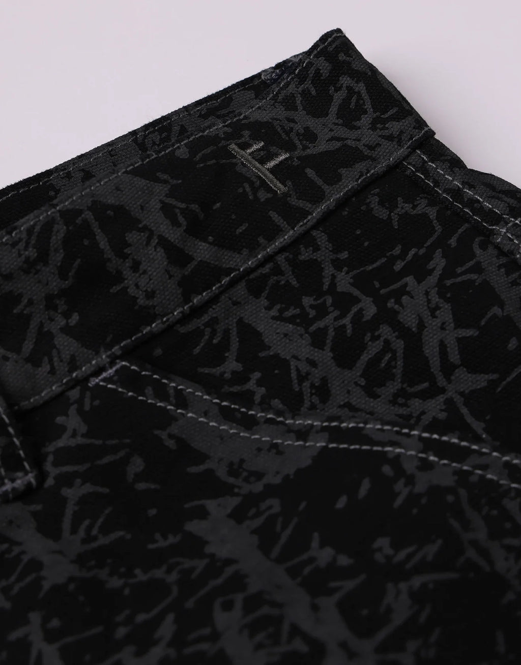 Turmoil Distend 20.5" Shorts - Black