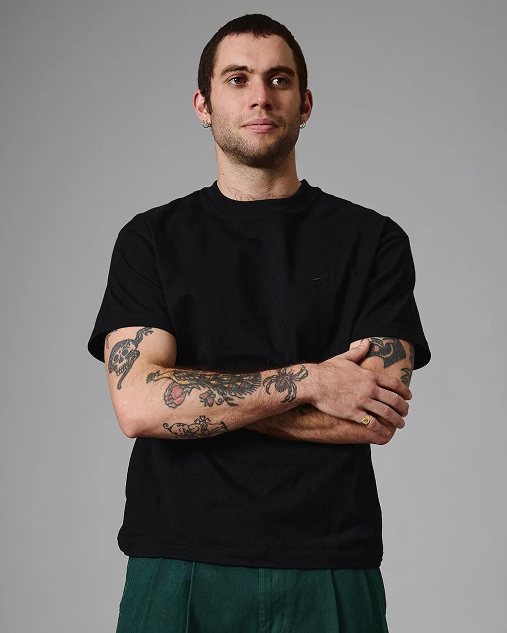 Solid Workers Tee - Black