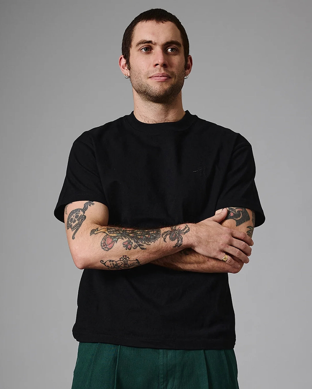 Solid Workers Tee - Black