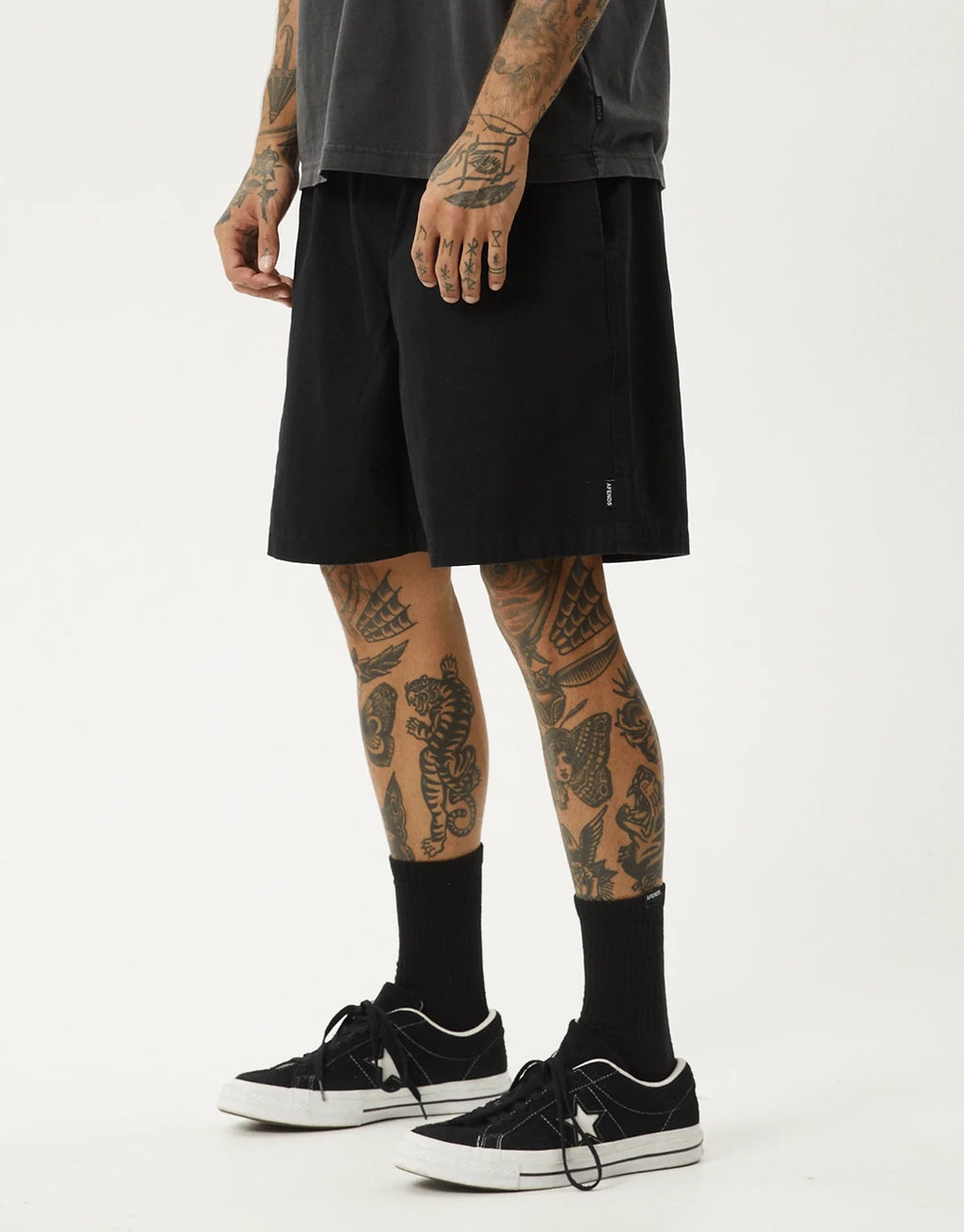 Ninety Eights Oversized 20" Shorts - Black