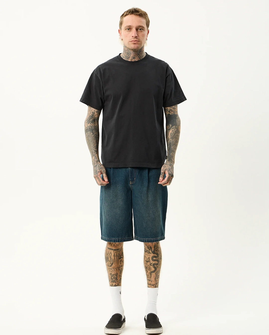 Fast Forward 24" Ultra Baggy Denim Pleated Shorts - Vintage Wash