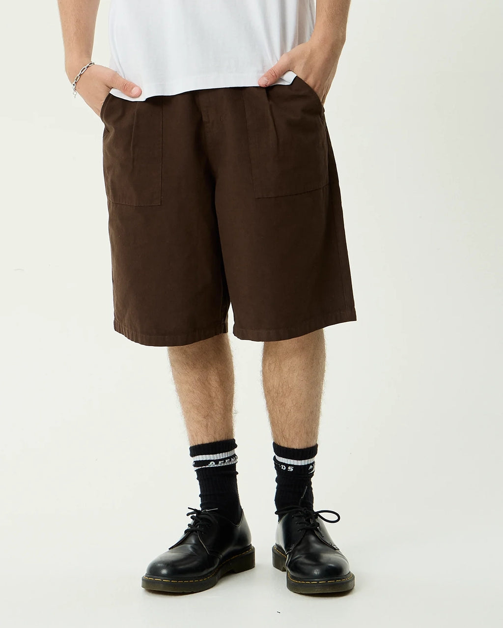 Glider 22" Pleated Shorts - Coffee by Afends