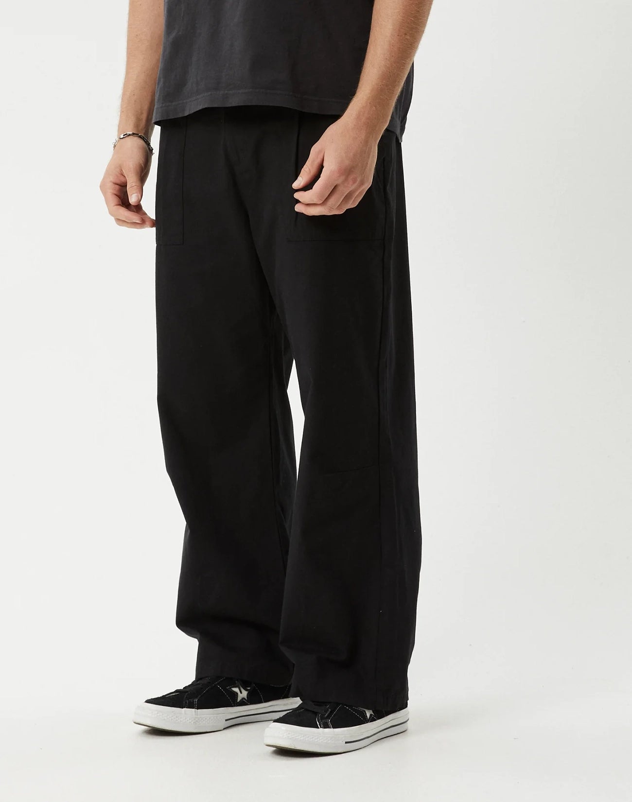 Glider Pleated Pants