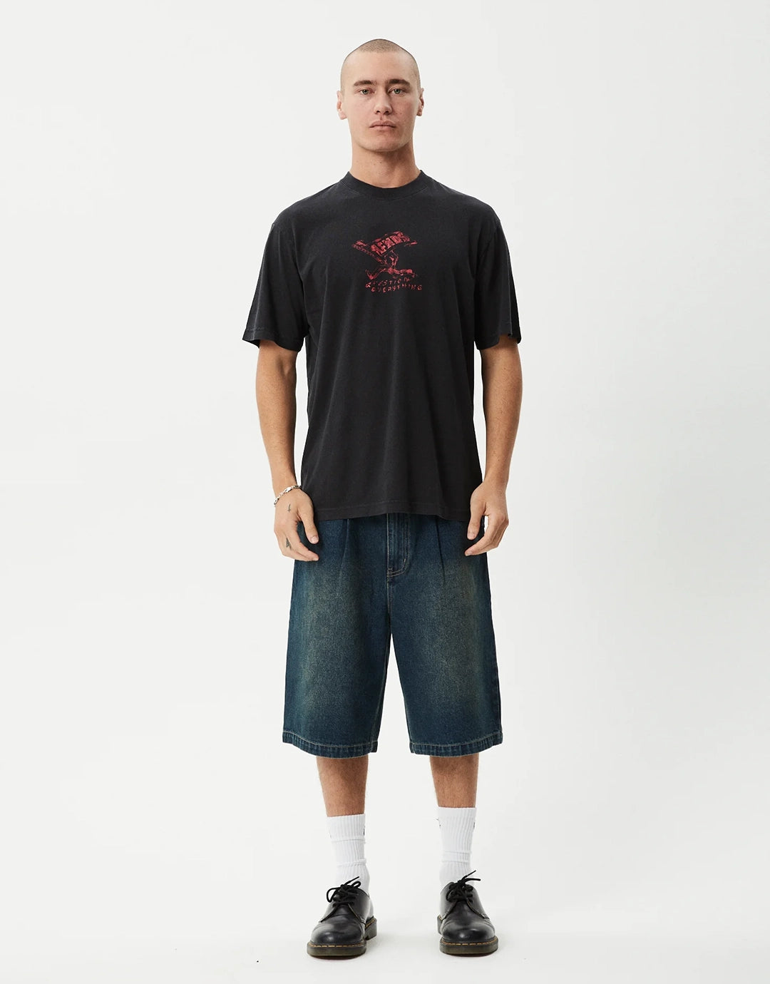 Flying Retro T-Shirt - Stone Black