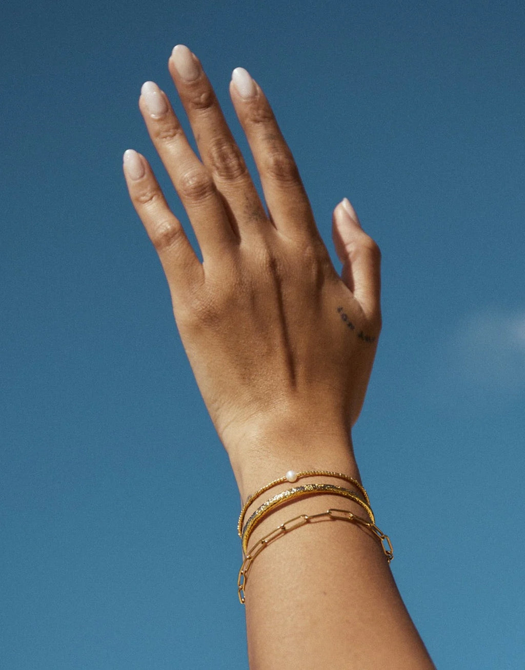 River Gold and Pearl Bracelet