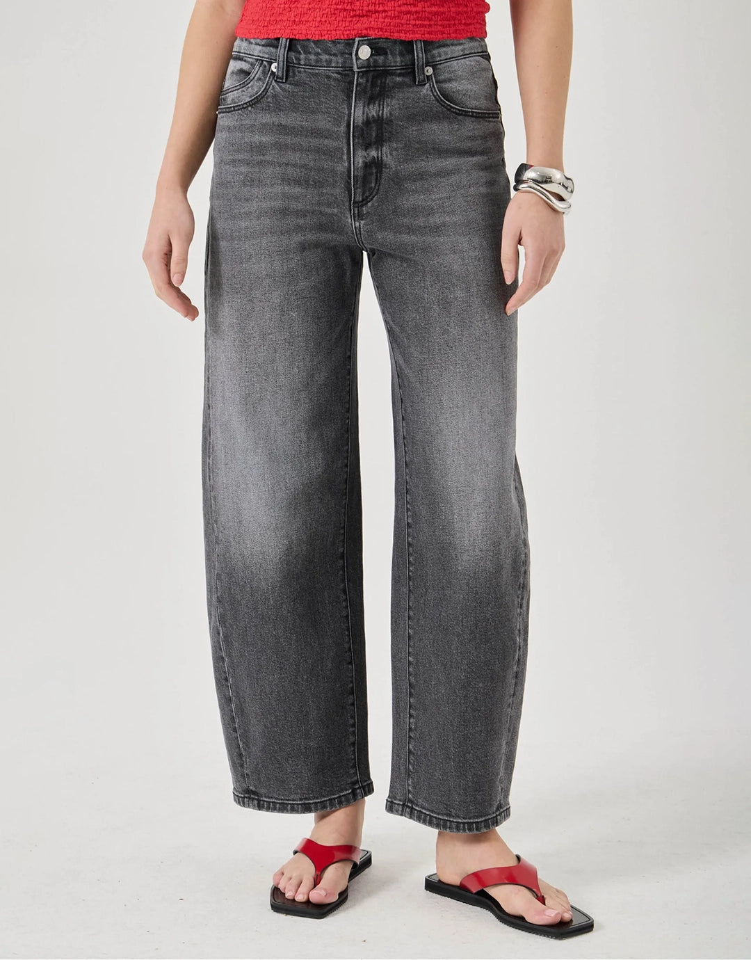 Gigi Barrel Jeans - Black Mountain