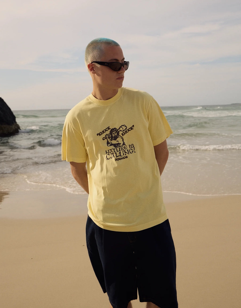 Knock Knock Retro T-Shirt - Washed Lemon