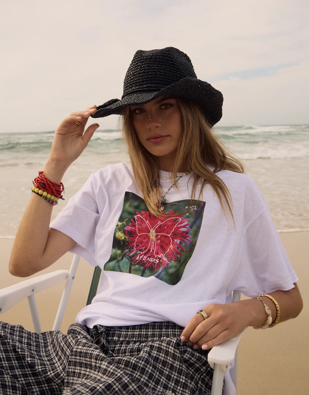 Open Up Oversized T-Shirt - White / Black