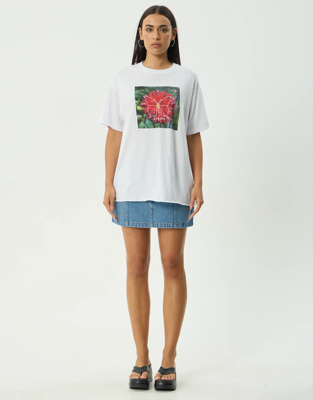 Open Up Oversized T-Shirt - White / Black