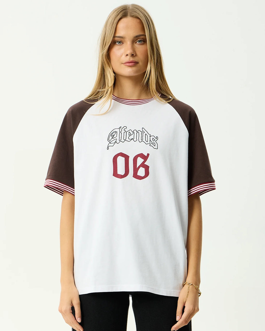 Dexter - Oversized T-Shirt - Coffee / White by Afends