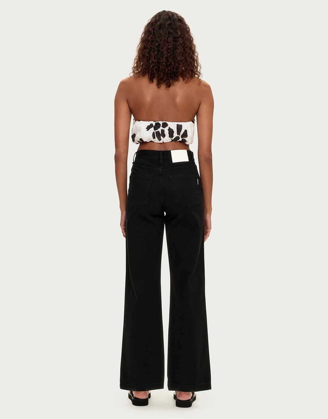 Mid Rise Jean - Black