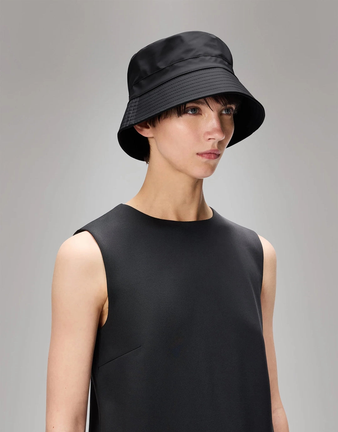 Bucket Hat W2 - Black