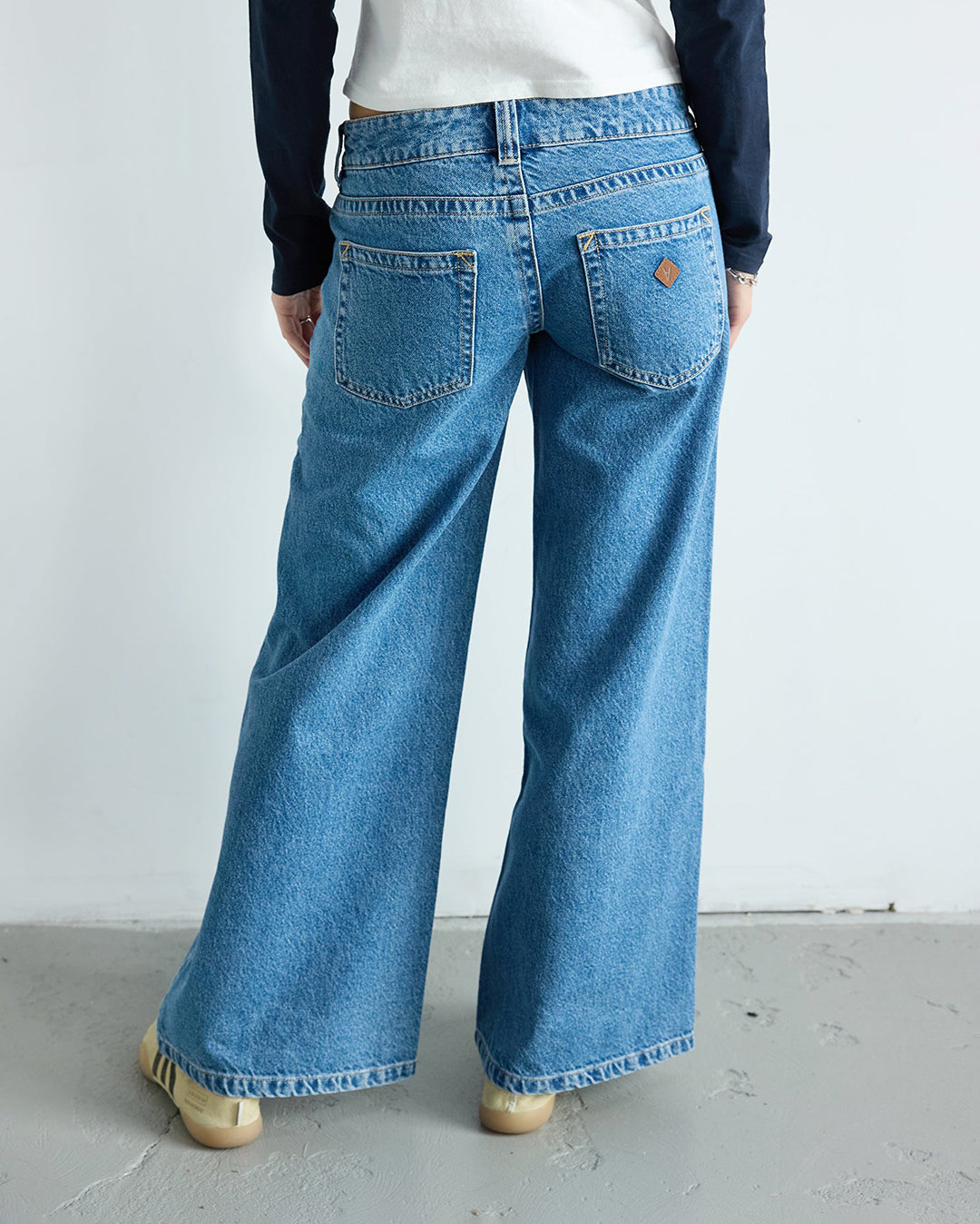 95 Mid Rise Baggy Jeans - Selena