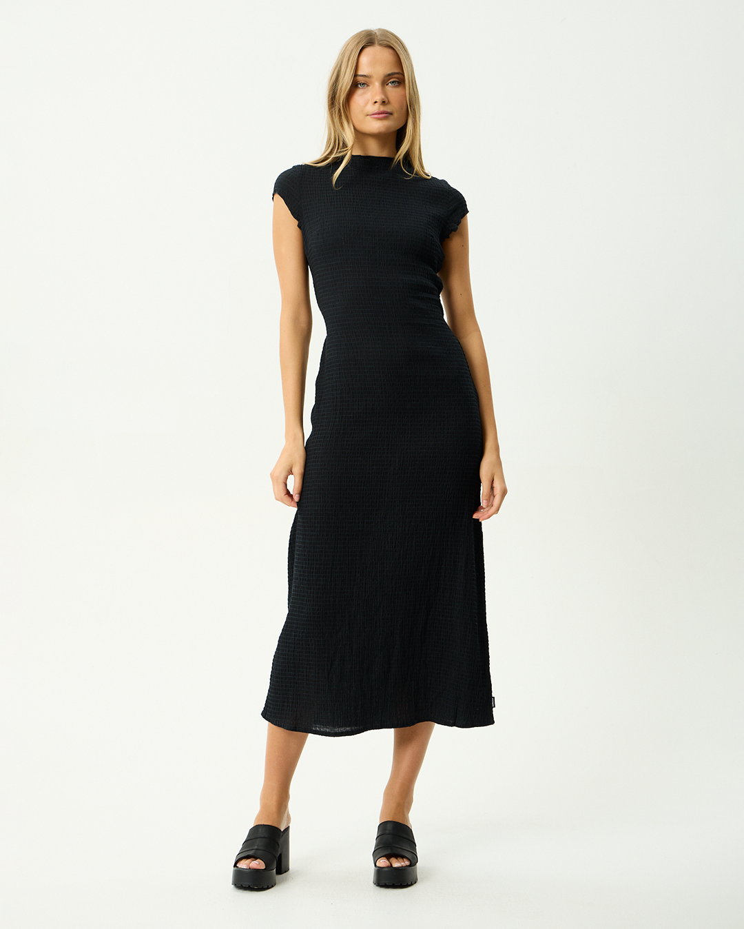 Elodie - Seersucker Midi Dress - Black - Afends