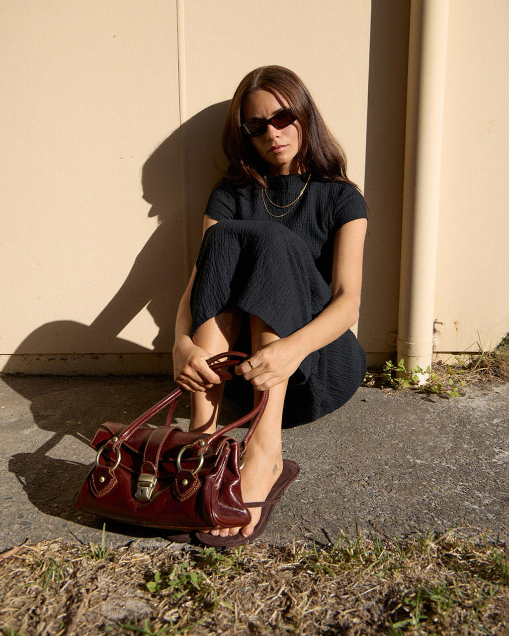 Elodie - Seersucker Midi Dress - Black - Afends