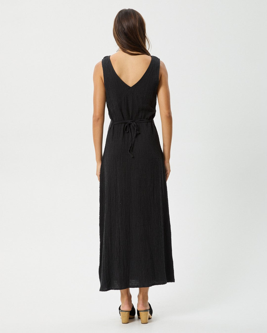 Focus - Seersucker Maxi Dress - Black - Afends