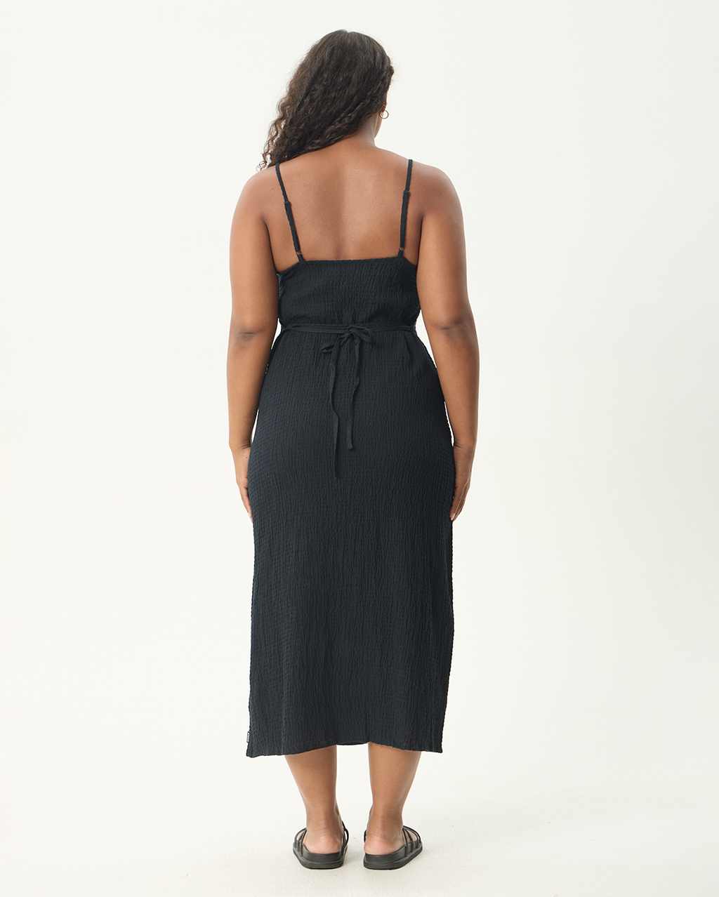 Rumi - Seersucker Midi Dress - Black - Afends