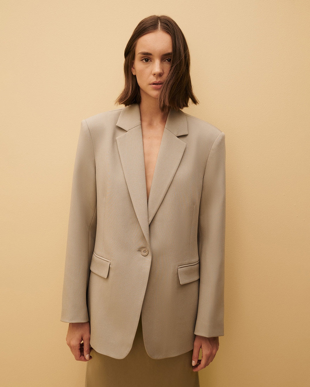 Akio Blazer - Vine - Nude Lucy
