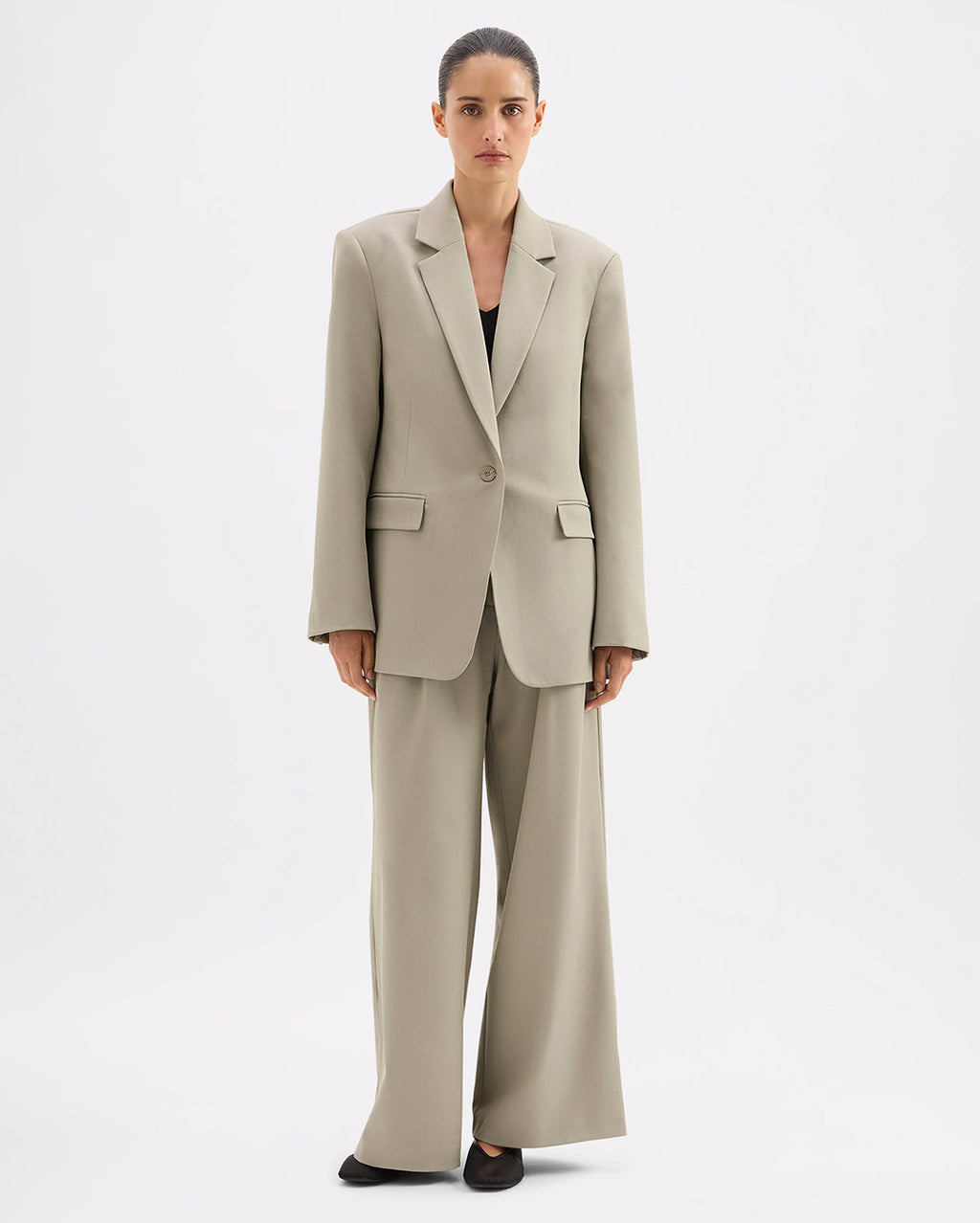 Akio Blazer - Vine - Nude Lucy