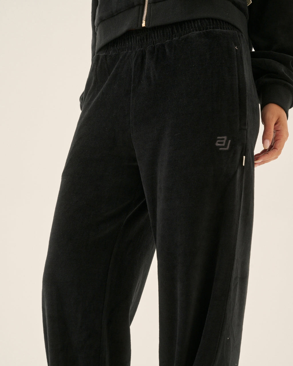 Aj Velour Trackpant - Noir - Araminta James