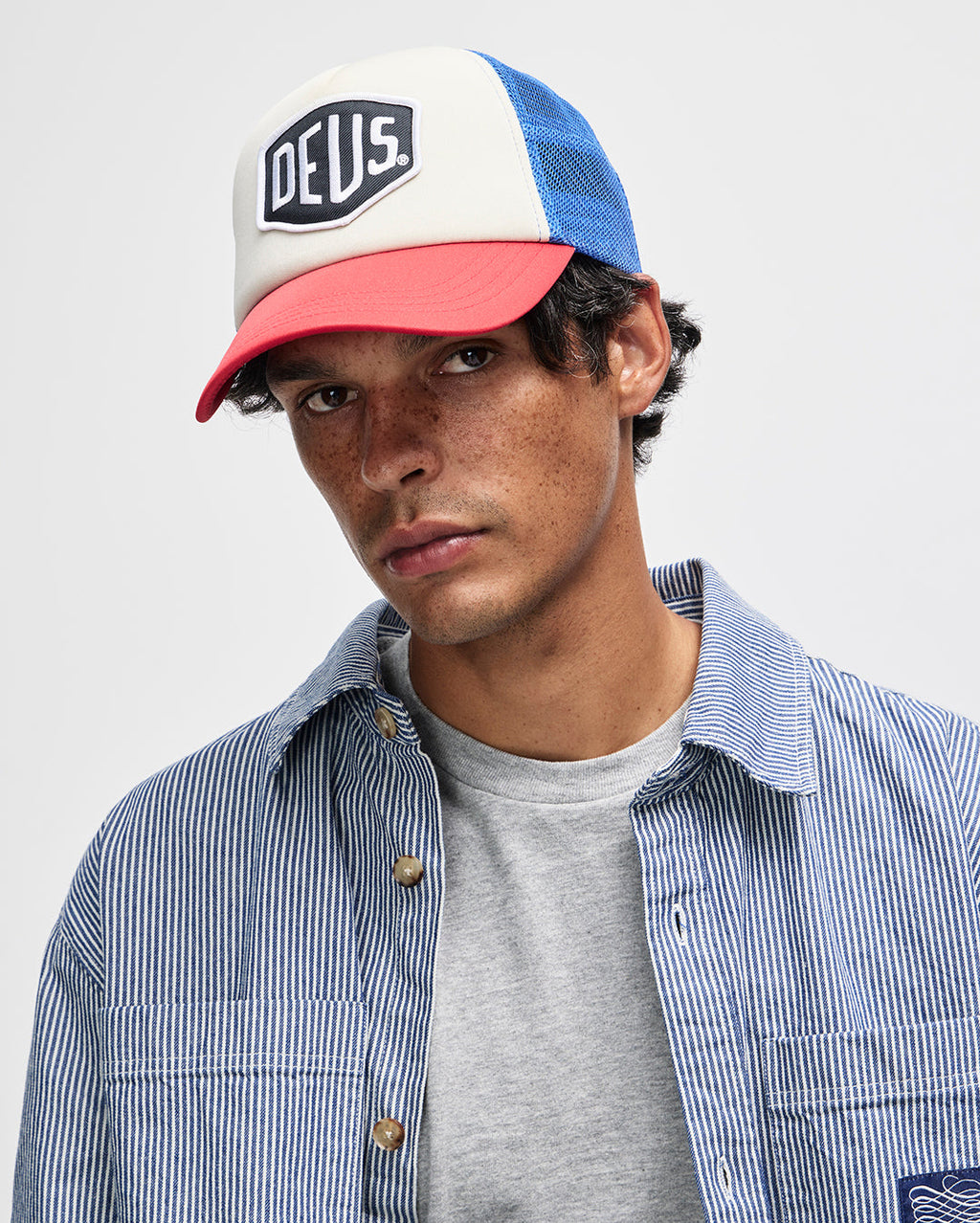 Baylands Trucker - Blue-Red - Deus Ex Machina