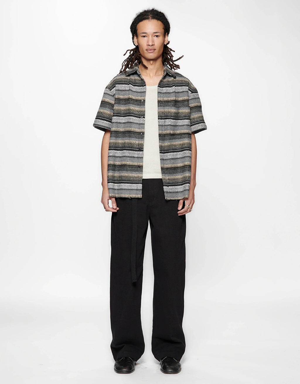Hold Short Sleeve Shirt - Grey Woven