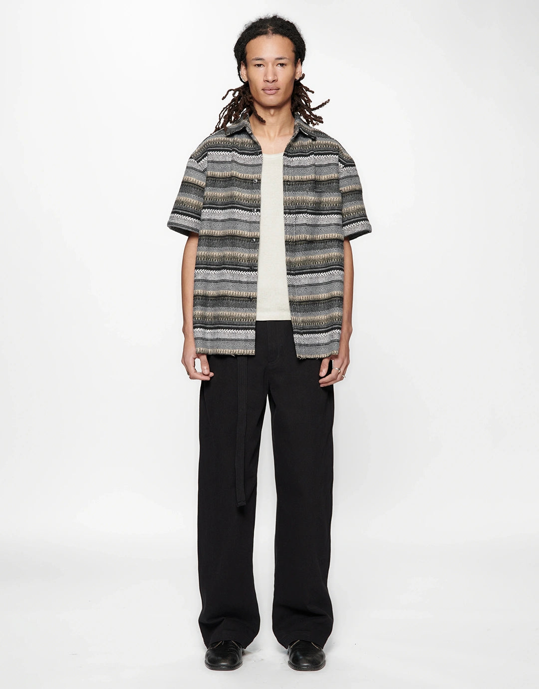 Hold Short Sleeve Shirt - Grey Woven