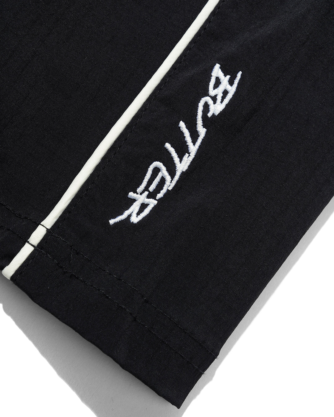 Main Shorts - Black - Butter Goods