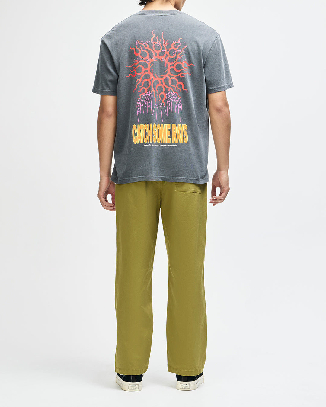 Catchin Rays Tee - Anthracite Grey - Deus Ex Machina