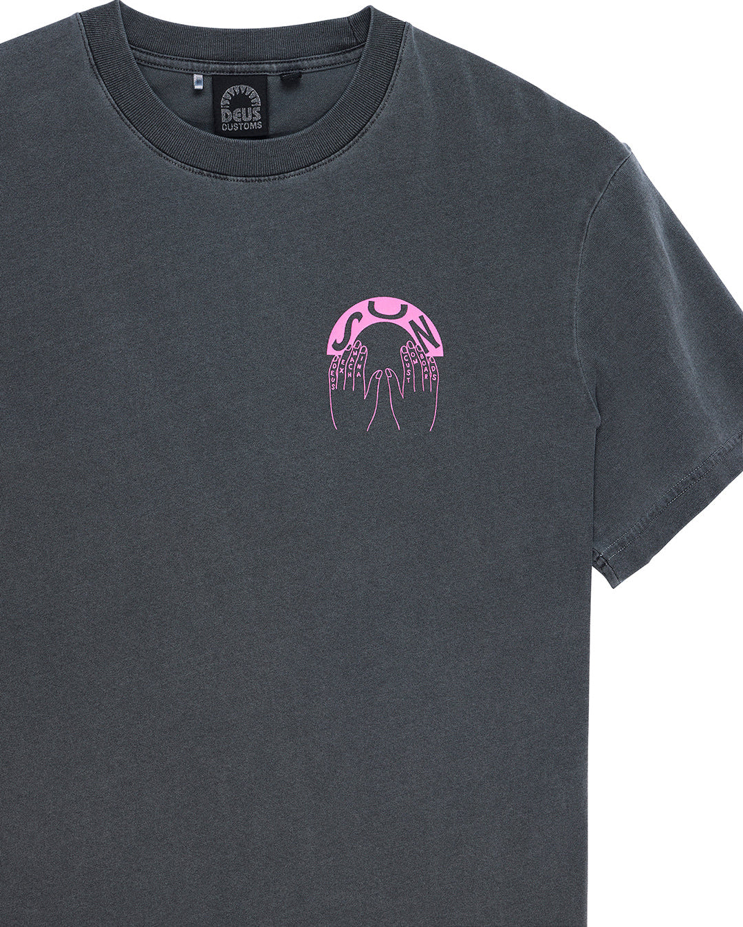 Catchin Rays Tee - Anthracite Grey - Deus Ex Machina