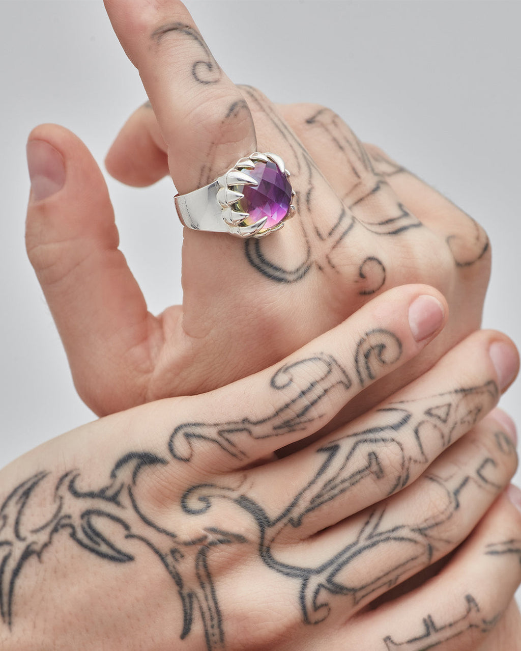 Claw Ring - Mystic Quartz / Sterling Silver - Stolen Girlfriends Club