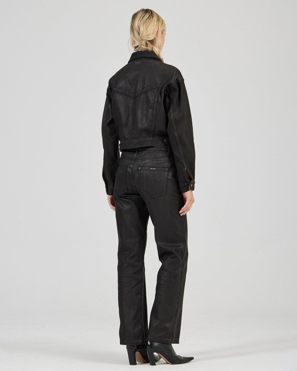 Cropped Denim Jacket Espresso Coated - Espresso - Rollas