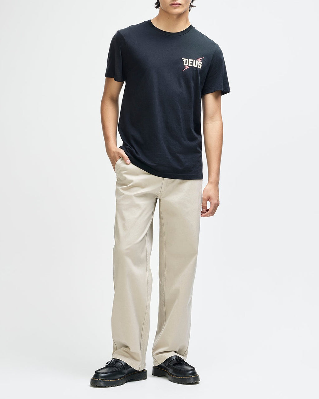 Global Spark Tee - Black - Deus Ex Machina